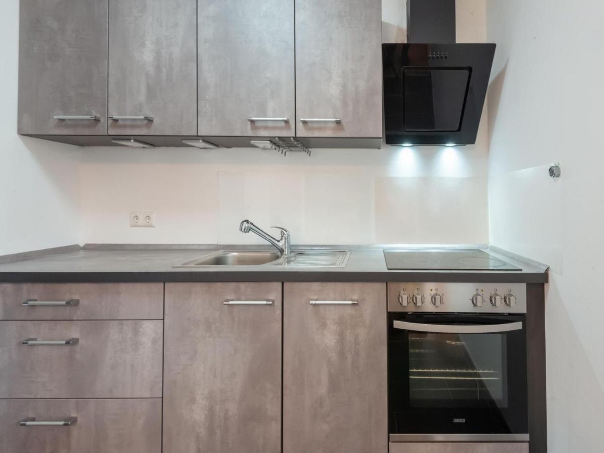 Apartment With Terrace In An Ideal Location Haunsheim Εξωτερικό φωτογραφία