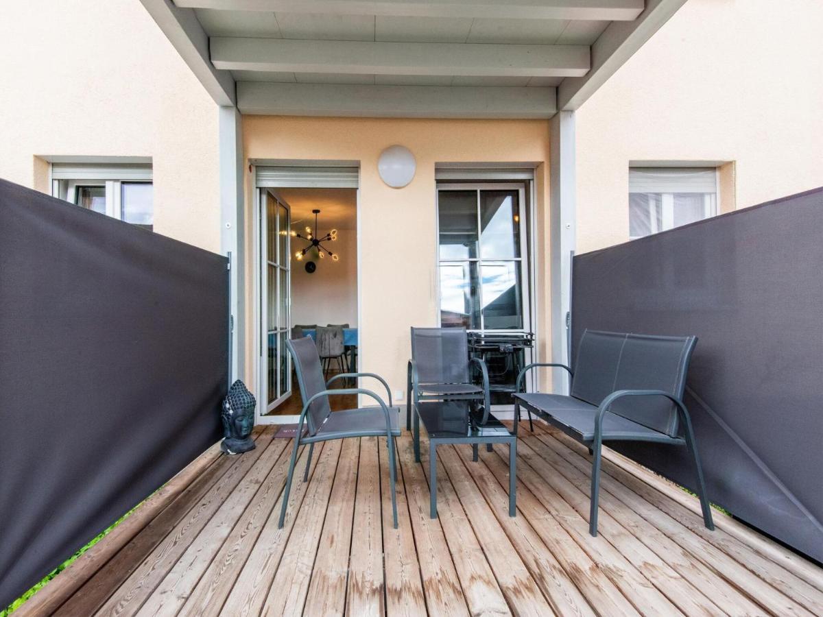 Apartment With Terrace In An Ideal Location Haunsheim Εξωτερικό φωτογραφία