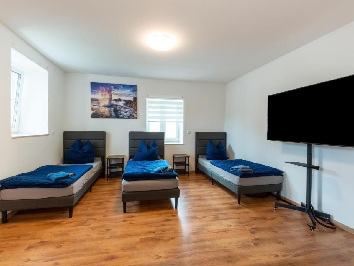 Apartment With Terrace In An Ideal Location Haunsheim Εξωτερικό φωτογραφία